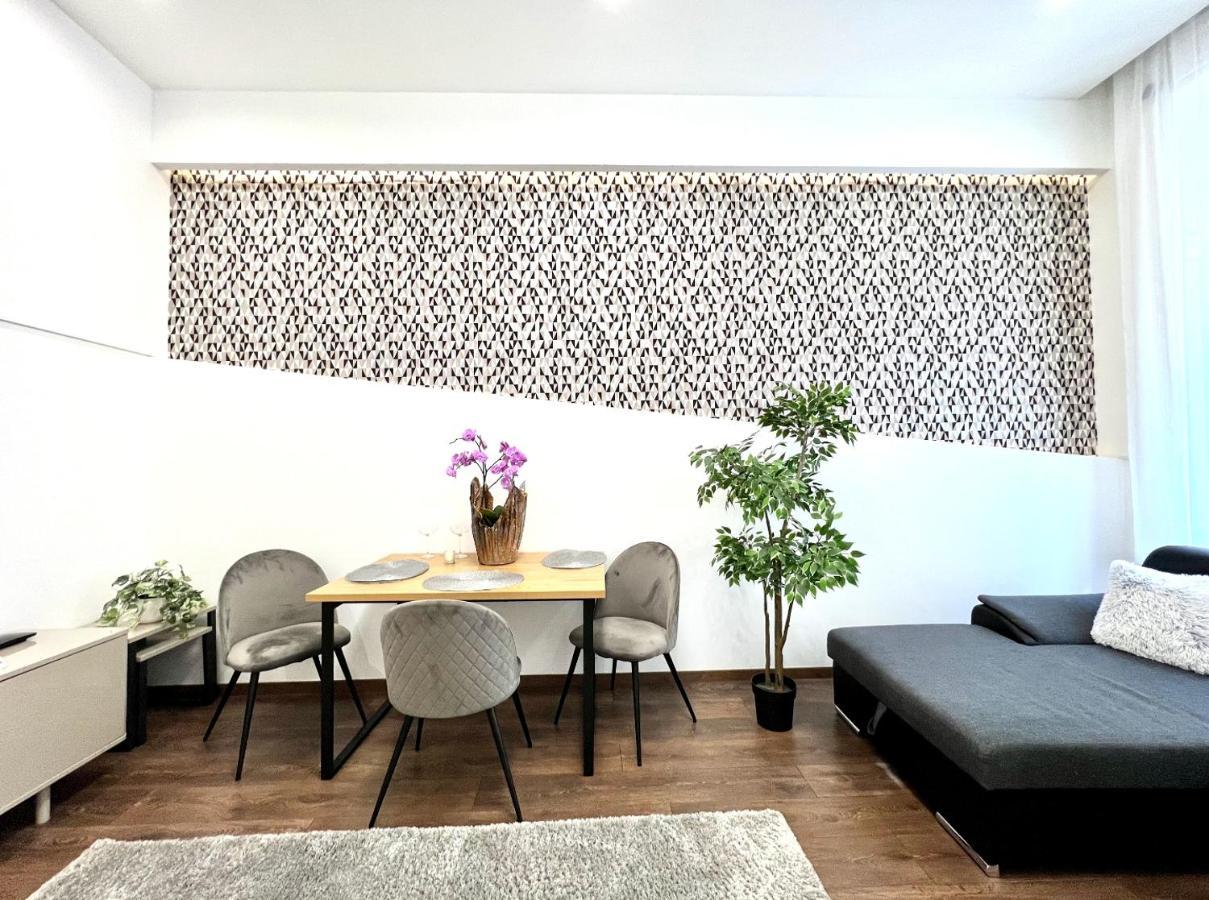 Wonderful Design Apartment In The City Centre Budapest Ngoại thất bức ảnh